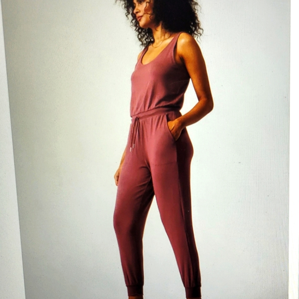 Balance jumpsuit xs petite